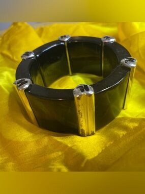 1950s Atomic-Age Chunky Black Stretch Bracelet with Silver Accents